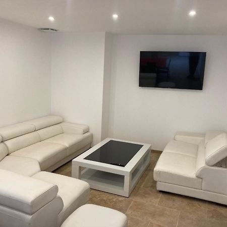 Mas Feuillade Logement Partage Nimes Exterior photo